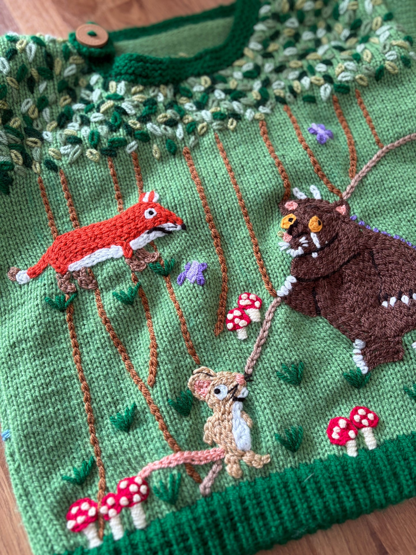 Pre-made Knitted Green Jumper with Gruffalo scene - Size 3-4 years